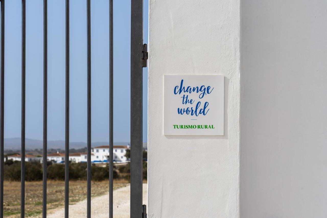 Change The World - Herdade Monte Do Peral Montes Juntos Kültér fotó